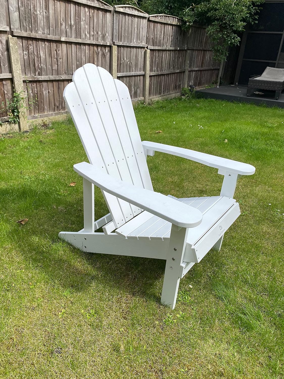 Suprills Outdoors Adirondack White Chair - water Resistant Garden Furniture, Comfortable Camping Chair, Patio Garden Bench Armchair Lounger for Fire Pit, Backyard
